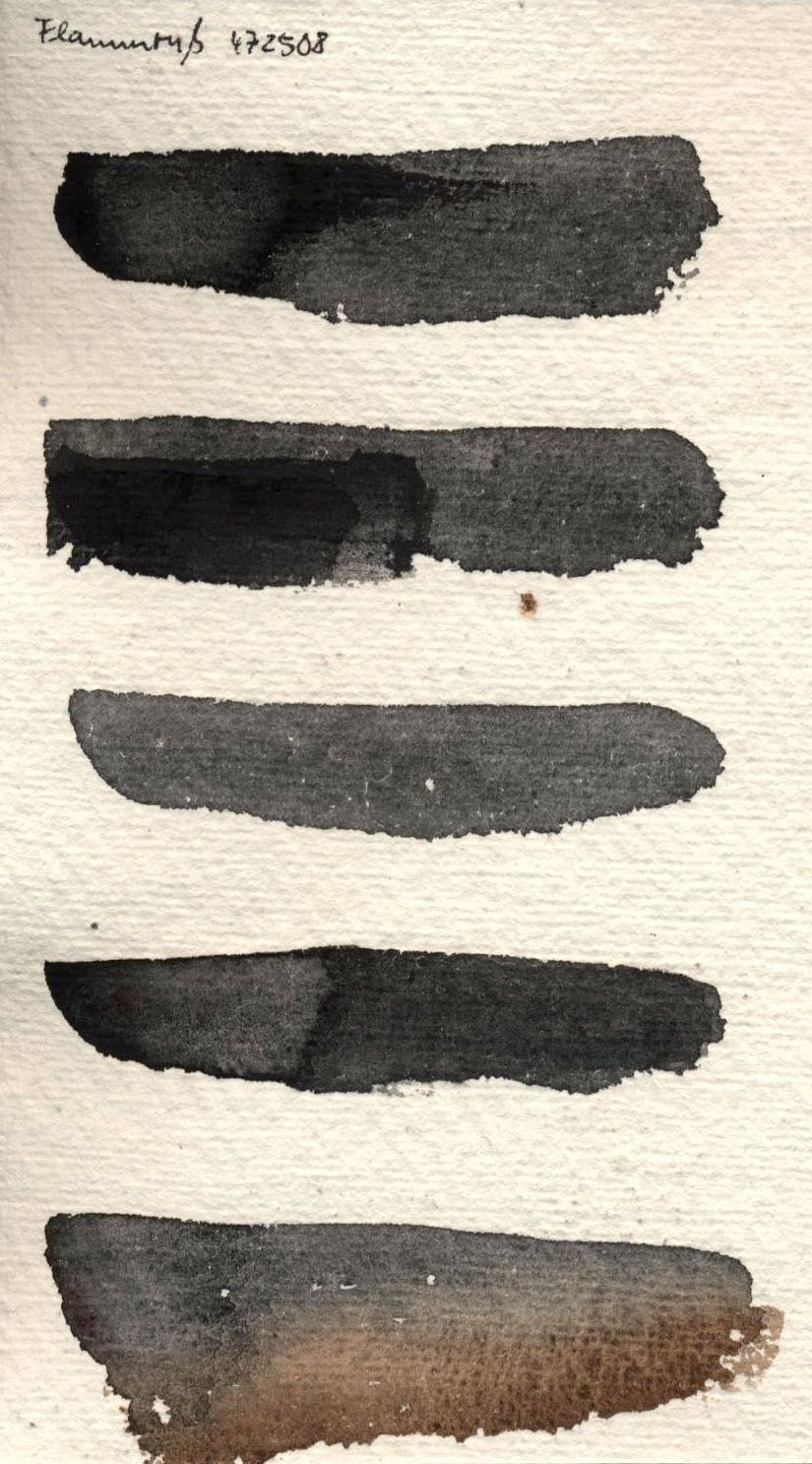 Kremer akvarel - pec černá (plast, 3 x 1,8 x 1 cm)